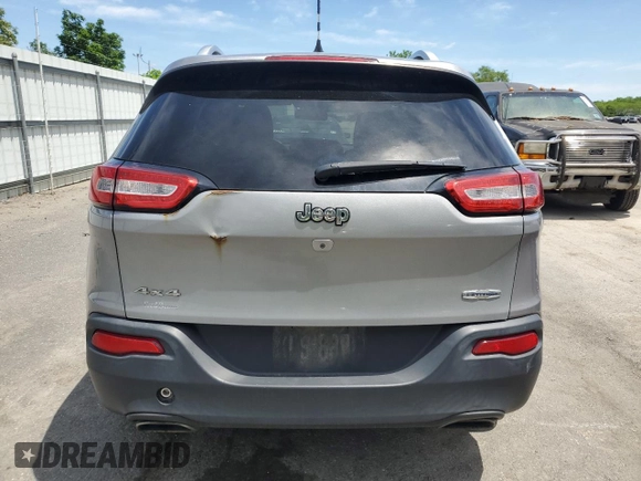 2015 Jeep Cherokee Latitude с VIN 1C4PJMCS4FW604866, выставлен на аукционе Copart как лот 57821075 с пробегом 192 082 миль миль и Чистый • Clean title. История ставок и продаж доступна на DreamBid. Изображение 6.
