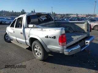2004 Dodge Dakota SLT with VIN 1D7HG48N24S699380, listed as a IAAI auction lot 41436819 with 1 mi miles. Bid and sale history available at carsss.com. Image 3.