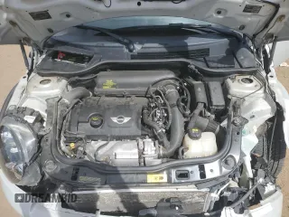 2015 MINI Convertible S z VIN WMWZP3C52FT298857, wystawiony jako Copart lot #58149145 z przebiegiem 52 777 mil mil oraz Szkoda całkowita • Salvage title. Historia ofert i sprzedaży dostępna na DreamBid. Obrazek 11.