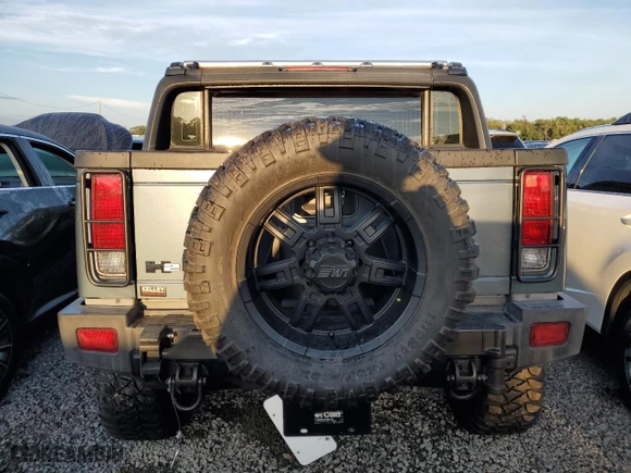 2005 Hummer H2 SUT with VIN 5GRGN22U15H125141, listed as a Copart auction lot 74180754 with 0 mi miles and Salvage Title. Bid and sale history available at carsss.com. Image 6.