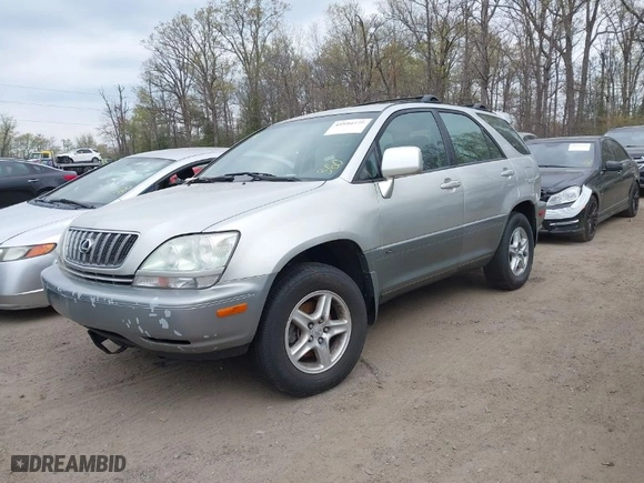 2002 Lexus RX 300 with VIN JTJHF10U120271742, listed as a IAAI auction lot 41994475 with 220,836 mi miles. Bid and sale history available at carsss.com. Image 2.