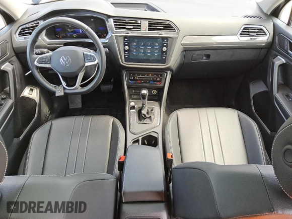 2024 Volkswagen Tiguan SE with VIN 3VVNB7AXXRM074896, listed as a Copart auction lot 52645015 with 13,872 mi miles and Clean title. Bid and sale history available at DreamBid. Image 8.
