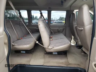 2006 Chevrolet Express Passenger с VIN 1GNFG15T961223498, выставлен на аукционе Copart как лот 45679095 с пробегом 191 266 миль миль и Списание • Salvage title. История ставок и продаж доступна на DreamBid. Изображение 11.