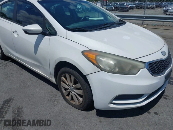 2014 Kia Forte LX with VIN KNAFX4A61E5055158, listed as a IAAI auction lot 42212501 with 224,830 mi miles and . Bid and sale history available at carsss.com. Image 6.