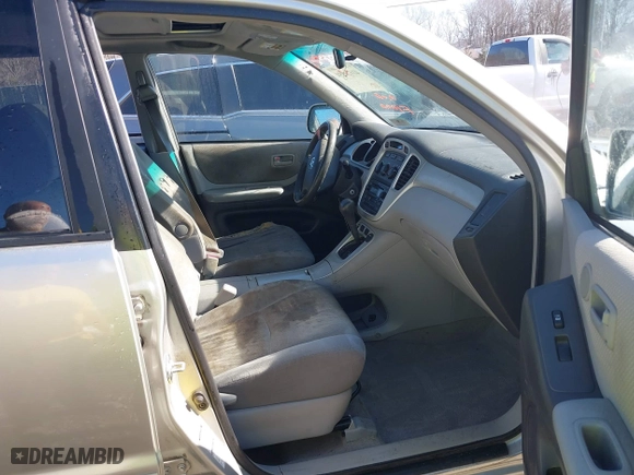 2006 Toyota Highlander w/3rd Row with VIN JTEEP21A360145395, listed as a IAAI auction lot 41674994 with 221,794 mi miles. Bid and sale history available at carsss.com. Image 5.
