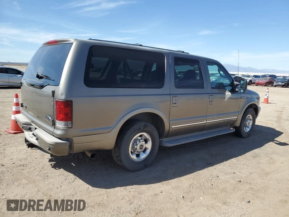 2003 Ford Excursion Limited with VIN 1FMNU42FX3EB25075, listed as a Copart auction lot 54161925 with 330,856 mi miles and Clean Title. Bid and sale history available at DreamBid. Image 3.