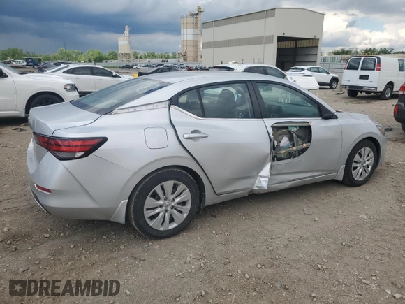 2021 Nissan Sentra S z VIN 3N1AB8BV1MY252750, wystawiony jako Copart lot #55727335 z przebiegiem 83 856 mil mil oraz Szkoda całkowita • Salvage title. Historia ofert i sprzedaży dostępna na DreamBid. Obrazek 3.