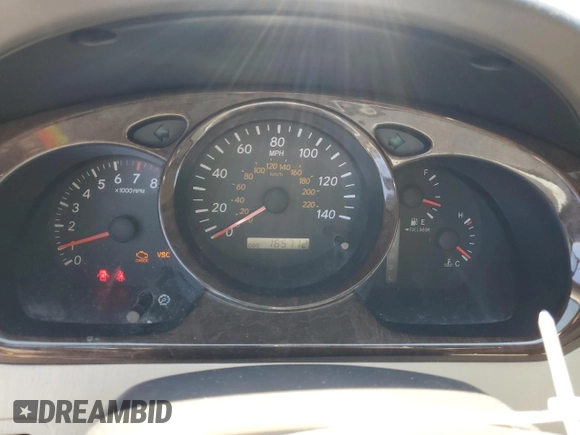 2001 Toyota Highlander z VIN JTEHF21A110026821, wystawiony jako Copart lot #61664155 z przebiegiem 165 772 mil mil oraz Czysty tytuł • Clean title. Historia ofert i sprzedaży dostępna na DreamBid. Obrazek 9.