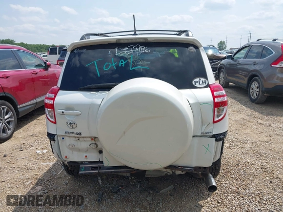 2011 Toyota RAV4 Limited z VIN 2T3DF4DV3BW126932, wystawiony jako IAAI lot #42422832 z przebiegiem 91 770 mil mil oraz . Historia ofert i sprzedaży dostępna na DreamBid. Obrazek 17.