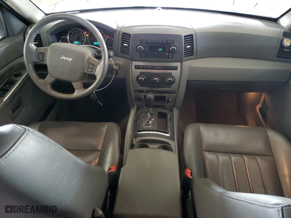 2007 Jeep Grand Cherokee Laredo with VIN 1J8GR48K67C652382, listed as a Copart auction lot 45310295 with 266,618 mi miles and Salvage Title. Bid and sale history available at carsss.com. Image 8.