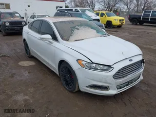 2013 Ford Fusion SE with VIN 3FA6P0H94DR299934, listed as a IAAI auction lot 41841595 with 190,322 mi miles. Bid and sale history available at carsss.com. Image 1.