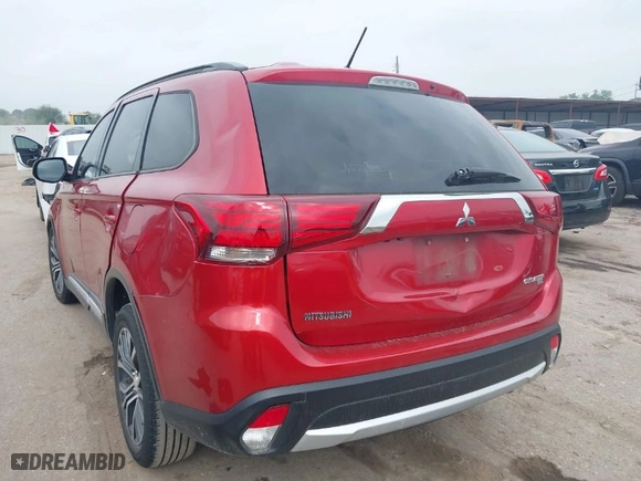 2016 Mitsubishi Outlander SE with VIN JA4AD3A32GZ029924, listed as a IAAI auction lot 41922062 with 131,748 mi miles. Bid and sale history available at carsss.com. Image 3.