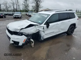 2023 Jeep Grand Cherokee Laredo z VIN 1C4RJKAG1P8825536, wystawiony jako Copart lot #55740935 z przebiegiem 35 600 mil mil oraz Szkoda całkowita • Salvage title. Historia ofert i sprzedaży dostępna na DreamBid. Obrazek 1.