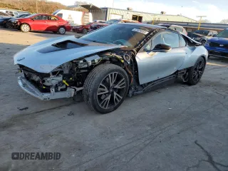 2016 BMW i8 z VIN WBY2Z2C57GV675955, wystawiony jako Copart lot #37525654 z przebiegiem 64 806 mil mil oraz . Historia ofert i sprzedaży dostępna na DreamBid. Obrazek 1.