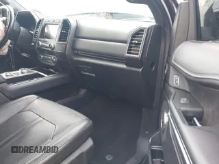 2019 Ford Expedition Max Limited z VIN 1FMJK2AT3KEA17802, wystawiony jako IAAI lot #41386086 z przebiegiem 185 541 mil mil oraz . Historia ofert i sprzedaży dostępna na DreamBid. Obrazek 5.