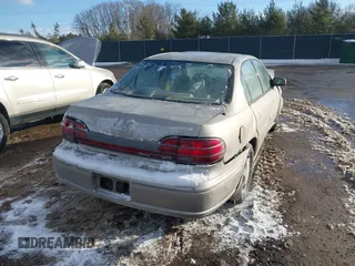 1998 Oldsmobile Cutlass GL z VIN 1G3NB52M9W6300607, wystawiony jako IAAI lot #41575122 z przebiegiem Nie podano mil oraz . Historia ofert i sprzedaży dostępna na DreamBid. Obrazek 4.