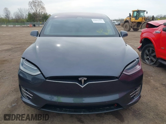 2019 Tesla Model X 75D with VIN 5YJXCDE24KF152150, listed as a IAAI auction lot 42015311 with 1 mi miles. Bid and sale history available at carsss.com. Image 12.