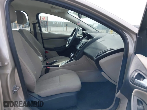 2018 Ford Focus SE with VIN 1FADP3FE7JL230870, listed as a IAAI auction lot 42021541 with 84,000 mi miles. Bid and sale history available at carsss.com. Image 5.