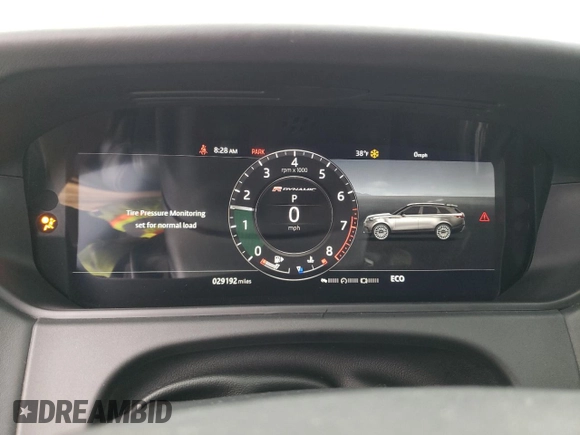 2018 Land Rover Range Rover Velar R-Dynamic HSE with VIN SALYM2RV4JA739202, listed as a Copart auction lot 46030964 with 29,192 mi miles. Bid and sale history available at carsss.com. Image 9.