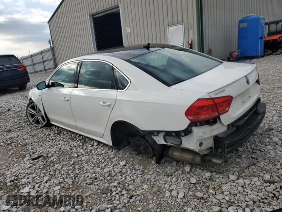 2015 Volkswagen Passat Sport с VIN 1VWBT7A32FC028078, выставлен на аукционе Copart как лот 85415034 с пробегом 120 762 миль миль и Списание • Salvage title. История ставок и продаж доступна на DreamBid. Изображение 2.