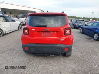 2015 Jeep Renegade Latitude with VIN ZACCJABT6FPC27221, listed as a IAAI auction lot 40810159 with Not Provided miles. Bid and sale history available at carsss.com. Image 16.
