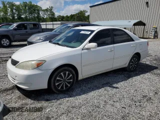 2002 Toyota Camry LE z VIN 4T1BE32K42U504679, wystawiony jako Copart lot #57164245 z przebiegiem 227 600 mil mil oraz Szkoda całkowita • Salvage title. Historia ofert i sprzedaży dostępna na DreamBid. Obrazek 1.