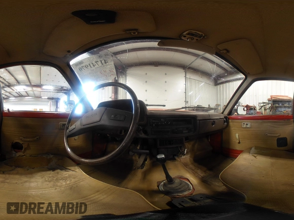 1983 Toyota Pickup z VIN JT4RN44R8D1137485, wystawiony jako IAAI lot #41741970 z przebiegiem 328 446 mil mil oraz . Historia ofert i sprzedaży dostępna na DreamBid. Obrazek 19.