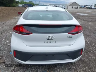 2020 Hyundai Ioniq Blue с VIN KMHC65LC8LU215813, выставлен на аукционе IAAI как лот 42344641 с пробегом 79 553 миль миль и . История ставок и продаж доступна на DreamBid. Изображение 16.