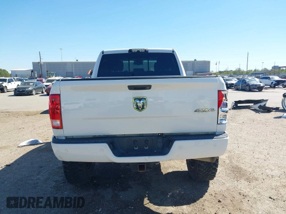 2018 Ram 2500 Big Horn with VIN 3C6UR5DL7JG290136, listed as a IAAI auction lot 41823442 with 106,167 mi miles. Bid and sale history available at carsss.com. Image 16.
