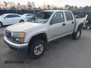 2005 GMC Canyon 1SE SLE Z71 with VIN 1GTDS136058111643, listed as a IAAI auction lot 41777038 with 454,169 mi miles. Bid and sale history available at carsss.com. Image 2.