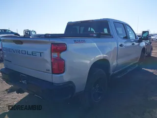 2022 Chevrolet Silverado 1500 LT Trail Boss with VIN 1GCPYFED5NZ121454, listed as a IAAI auction lot 41727229 with 42,302 mi miles and . Bid and sale history available at DreamBid. Image 4.