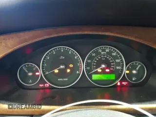 2003 Jaguar X-Type 3.0L z VIN SAJEA51C33WD25630, wystawiony jako Copart lot #57795475 z przebiegiem 135 514 mil mil oraz Szkody całkowita. Historia ofert i sprzedaży dostępna na DreamBid. Obrazek 9.