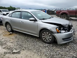 2012 Volkswagen Passat S with VIN 1VWAP7A3XCC017003, listed as a Copart auction lot 58579625 with 282,364 mi miles and Clean title. Bid and sale history available at DreamBid. Image 4.