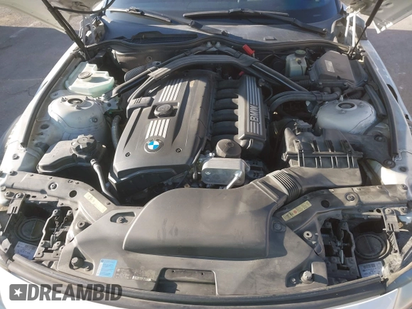 2009 BMW Z4 sDrive30i with VIN WBALM53549E161311, listed as a IAAI auction lot 41985897 with 112,997 mi miles. Bid and sale history available at carsss.com. Image 10.