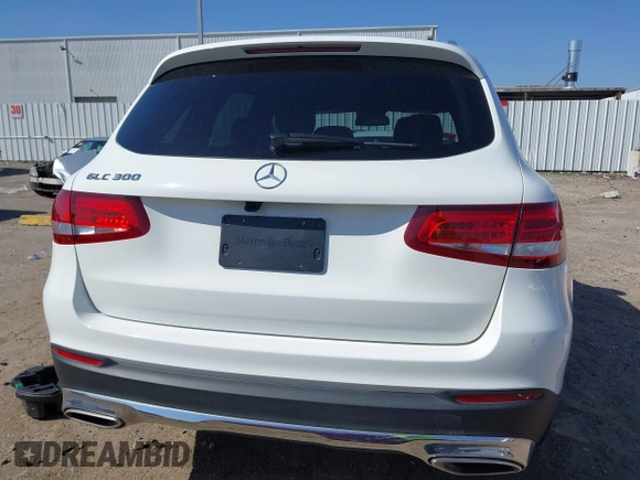 2018 Mercedes-Benz GLC with VIN WDC0G4JBXJV032990, listed as a IAAI auction lot 41858892 with 101,678 mi miles. Bid and sale history available at carsss.com. Image 16.