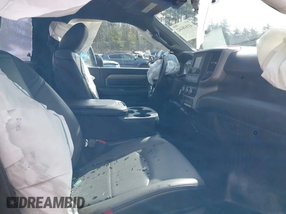 2022 Ram 2500 Tradesman with VIN 3C6MR5AJ8NG345945, listed as a IAAI auction lot 41848442 with 24,798 mi miles and . Bid and sale history available at DreamBid. Image 5.