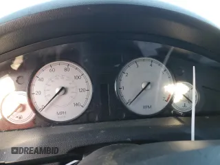 2005 Chrysler 300 300 z VIN 2C3JA43R15H636551, wystawiony jako Copart lot #42165655 z przebiegiem Nie podano mil oraz Nie do naprawy • Non repairable. Historia ofert i sprzedaży dostępna na DreamBid. Obrazek 9.
