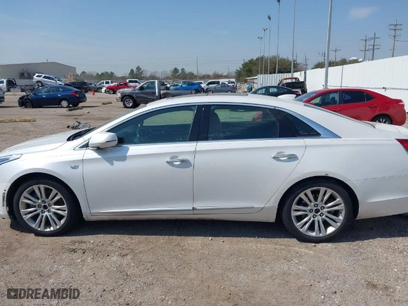 2019 Cadillac XTS Luxury with VIN 2G61M5S33K9156137, listed as a IAAI auction lot 41650840 with NaN miles. Bid and sale history available at carsss.com. Image 15.