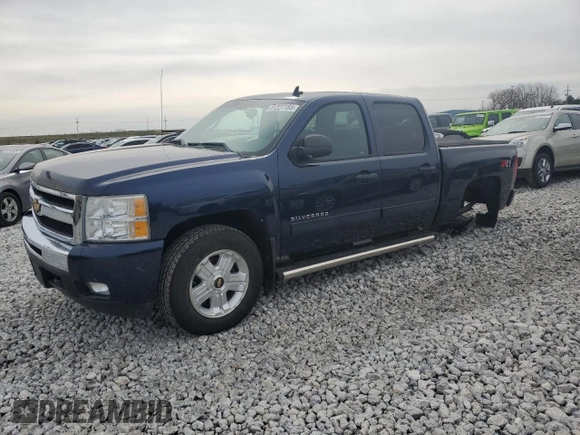 2011 Chevrolet Silverado 1500 LT with VIN 3GCPKSE33BG272919, listed as a Copart auction lot 51227155 with 140,936 mi miles and Salvage Title. Bid and sale history available at DreamBid. Image 1.