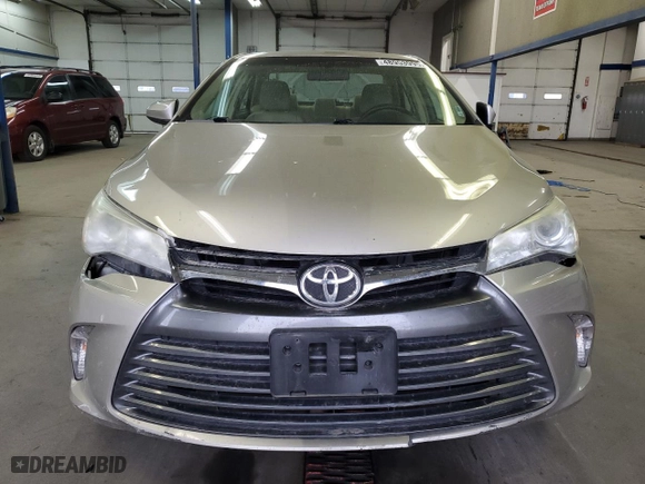 2016 Toyota Camry XLE with VIN 4T4BF1FKXGR584336, listed as a Copart auction lot 48953995 with 82,731 mi miles and Salvage Title. Bid and sale history available at carsss.com. Image 5.