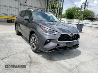 2023 Toyota Highlander L with VIN 5TDKDRAHXPS013500, listed as a Copart auction lot 60070025 with 40,788 mi miles and Salvage title. Bid and sale history available at DreamBid. Image 13.