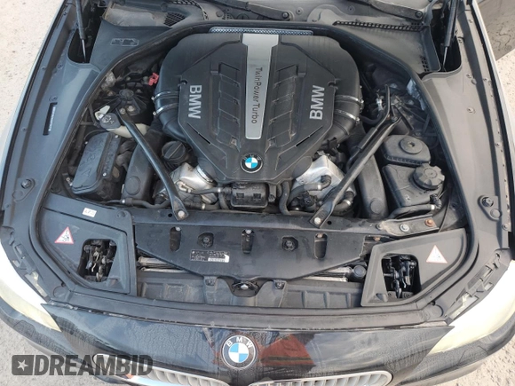 2013 BMW 5 Series 550i xDrive with VIN WBAFU9C56DDY70471, listed as a Copart auction lot 75729024 with 100,245 mi miles and Clean Title. Bid and sale history available at carsss.com. Image 11.