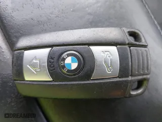 2009 BMW M3 with VIN WBSWD93539P361939, listed as a IAAI auction lot 41402024 with 203,647 mi miles. Bid and sale history available at carsss.com. Image 11.