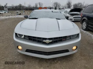 2010 Chevrolet Camaro 2LT z VIN 2G1FC1EV0A9168569, wystawiony jako Copart lot #44438265 z przebiegiem 128 999 mil mil oraz Szkoda całkowita • Salvage title. Historia ofert i sprzedaży dostępna na DreamBid. Obrazek 5.