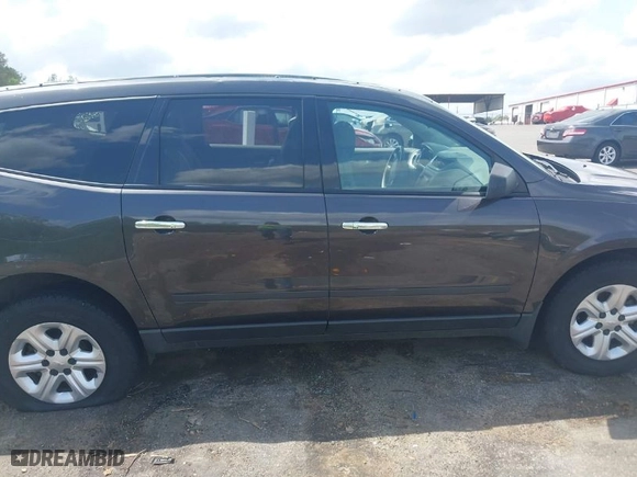 2015 Chevrolet Traverse LS with VIN 1GNKRFED1FJ276341, listed as a IAAI auction lot 41936899 with 139,340 mi miles. Bid and sale history available at carsss.com. Image 13.