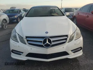 2013 Mercedes-Benz E 550 с VIN WDDKJ7DB2DF209372, выставлен на аукционе Copart как лот 74317084 с пробегом Не указан миль и На запчасти • Non repairable. История ставок и продаж доступна на DreamBid. Изображение 5.