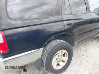 2000 Toyota 4Runner SR5 z VIN JT3HN86RXY0308057, wystawiony jako IAAI lot #42388038 z przebiegiem 261 007 mil mil oraz . Historia ofert i sprzedaży dostępna na DreamBid. Obrazek 12.