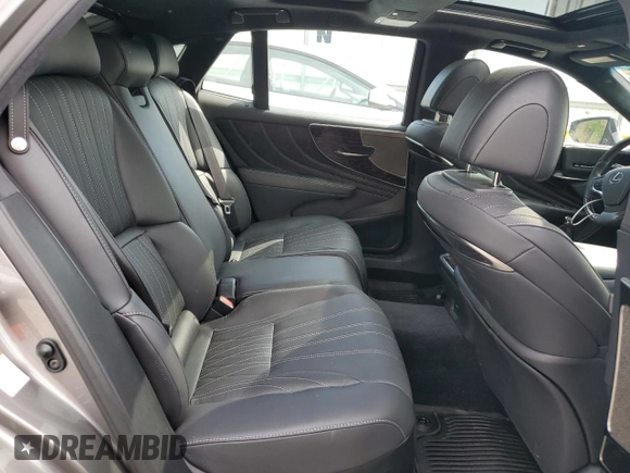 2022 Lexus LS с VIN JTHG5LGF5N5010463, выставлен на аукционе Copart как лот 56754505 с пробегом 31 473 миль миль и Списание • Salvage title. История ставок и продаж доступна на DreamBid. Изображение 10.
