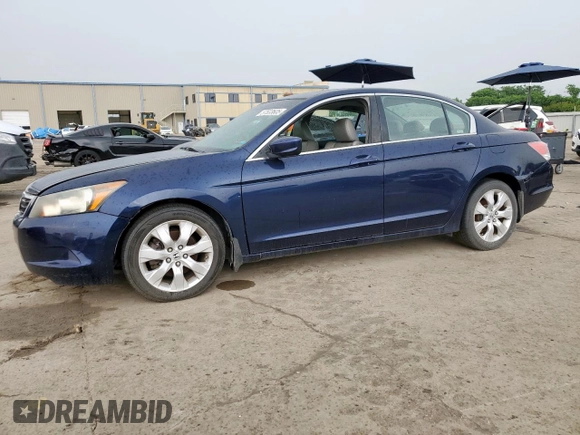 2008 Honda Accord EX-L z VIN 1HGCP26828A096822, wystawiony jako Copart lot #57533605 z przebiegiem 224 588 mil mil oraz Czysty tytuł • Clean title. Historia ofert i sprzedaży dostępna na DreamBid. Obrazek 1.