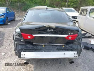 2015 Infiniti Q50 Premium with VIN JN1BV7AP5FM352834, listed as a IAAI auction lot 42037967 with 271,362 mi miles. Bid and sale history available at carsss.com. Image 6.